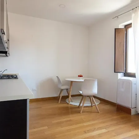 Welcomely - La Casetta Del Centro Apartamento Olbia